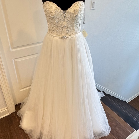 Maggie Sottero Sz 14 Enza Ivory Strapless Beaded Bridal Gown - Picture 3 of 11